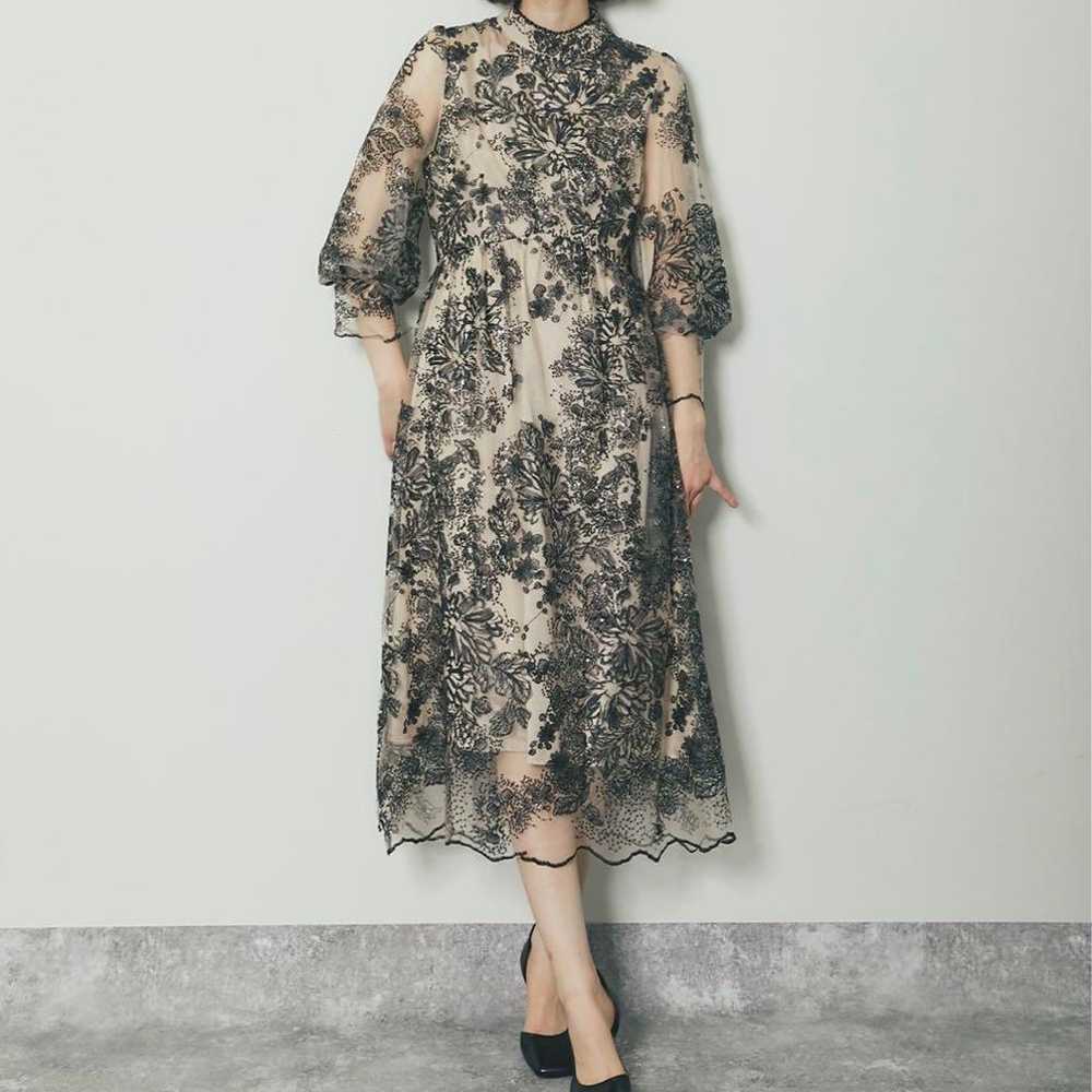 Volume sleeve lace dress with embroidery and sequ… - image 1