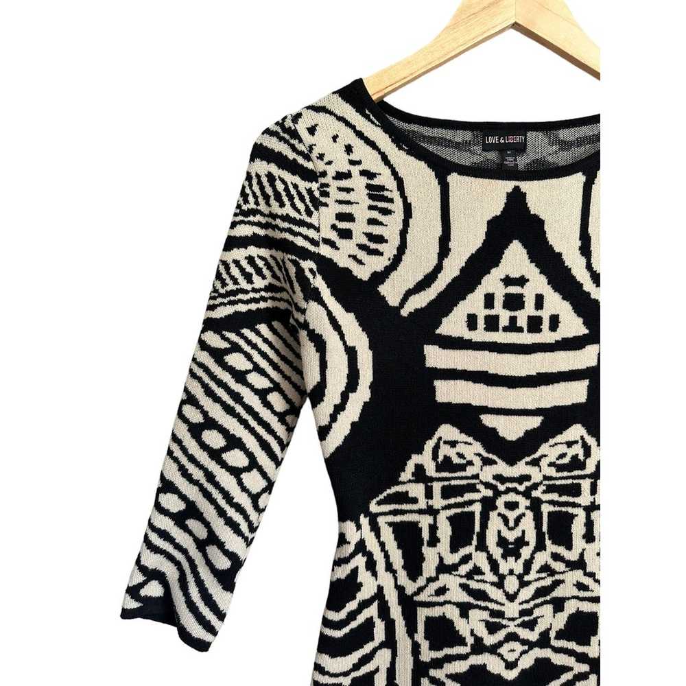 NEW Love and Liberty Aztec Black Cream Sweater Bo… - image 4