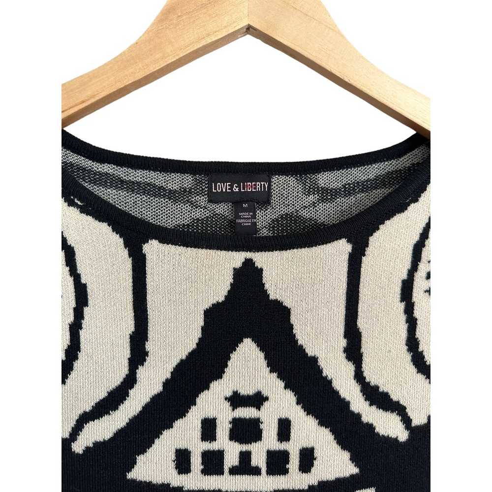 NEW Love and Liberty Aztec Black Cream Sweater Bo… - image 6