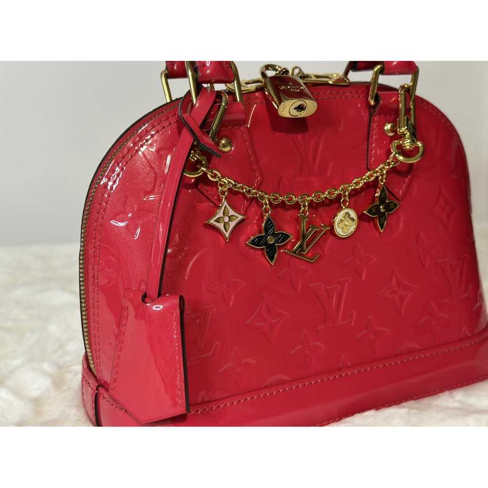 Louis Vuitton Alma Bb patent leather handbag - image 10