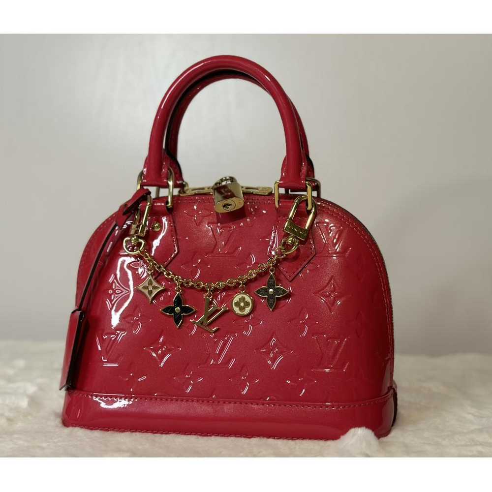 Louis Vuitton Alma Bb patent leather handbag - image 9