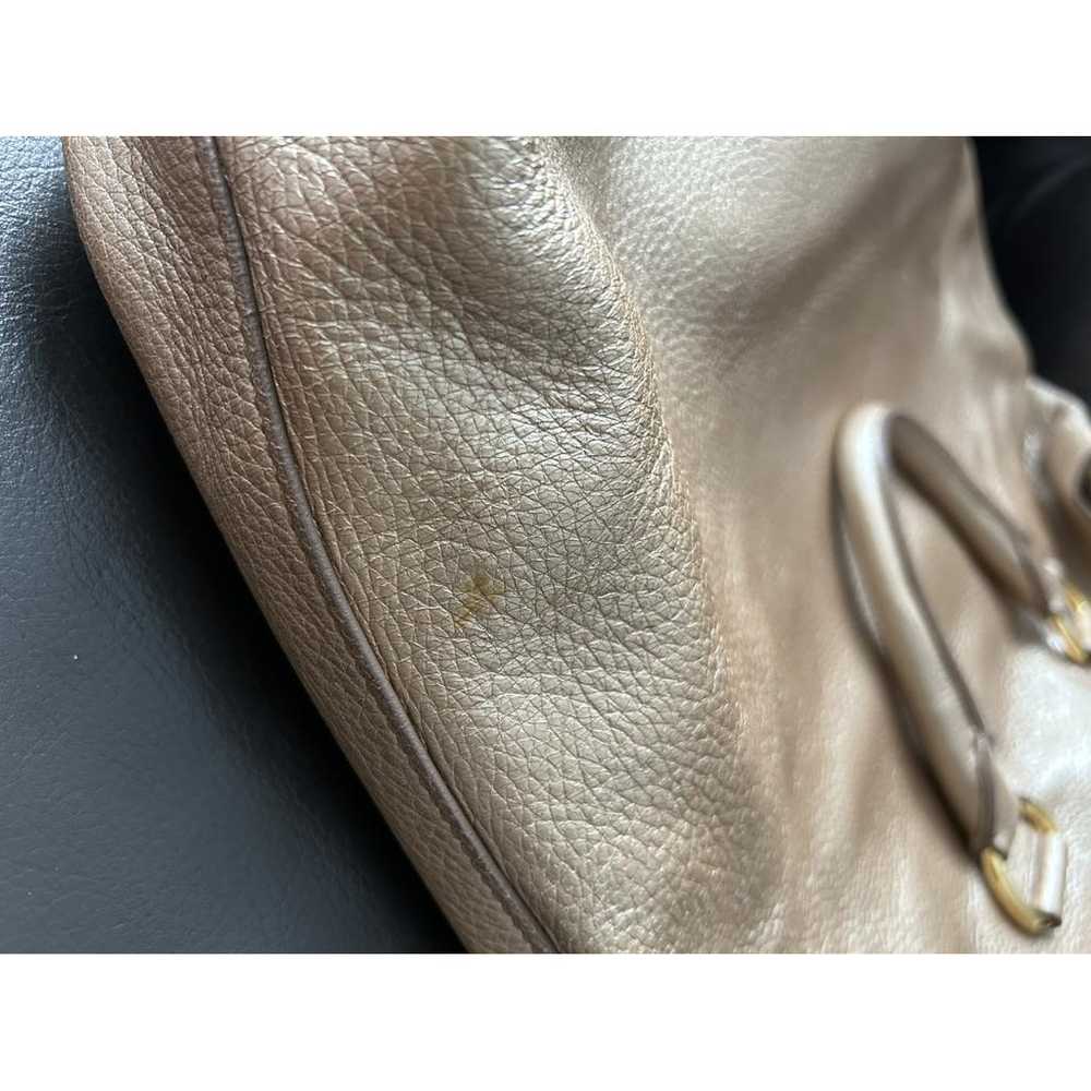 Prada Monochrome leather tote - image 8