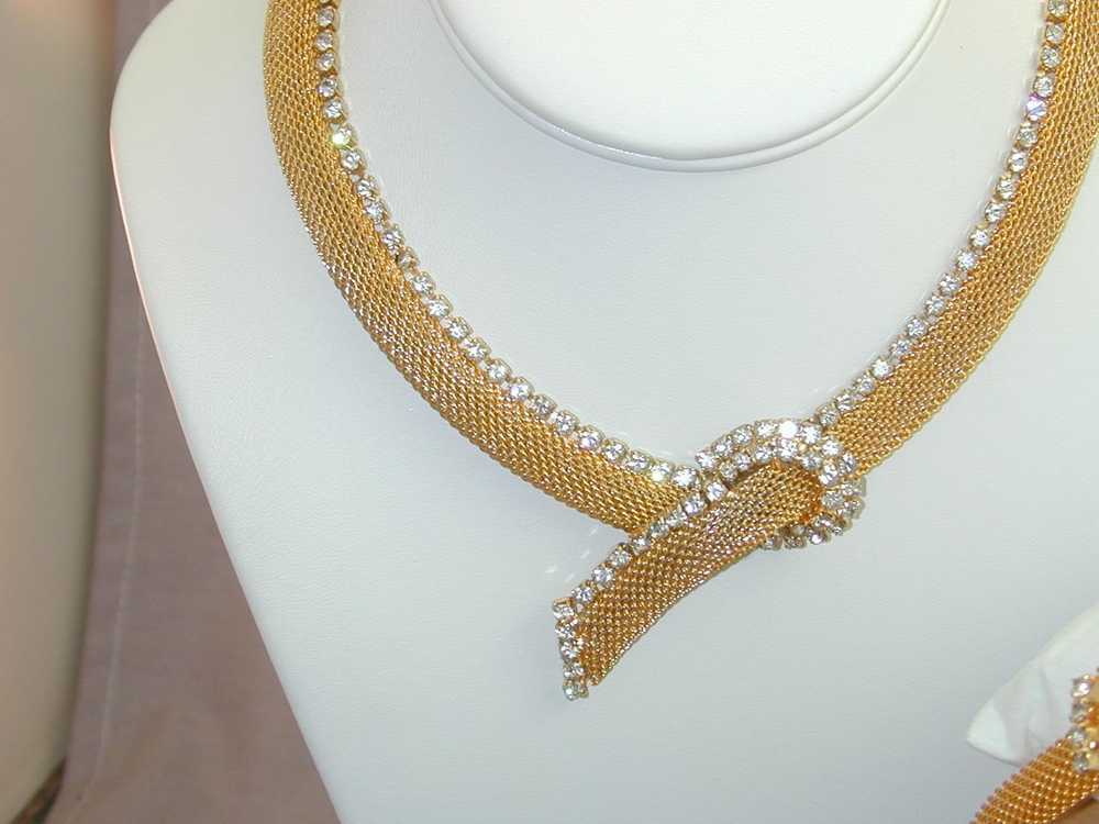 Hobe Gold Tone Mesh & Rhinestone Demi Parure Neck… - image 10