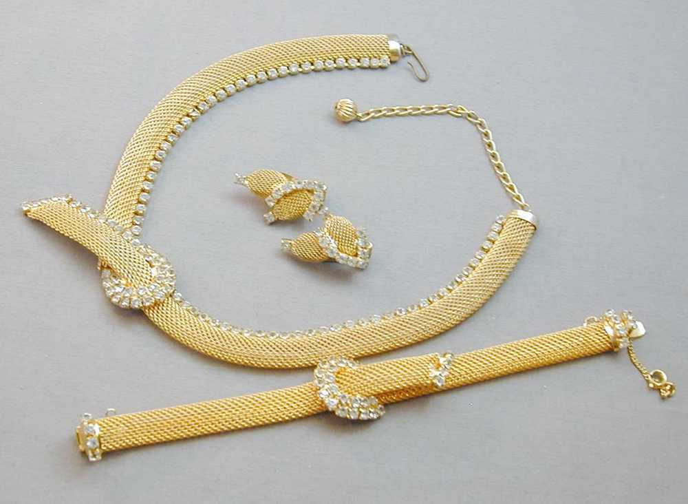 Hobe Gold Tone Mesh & Rhinestone Demi Parure Neck… - image 3