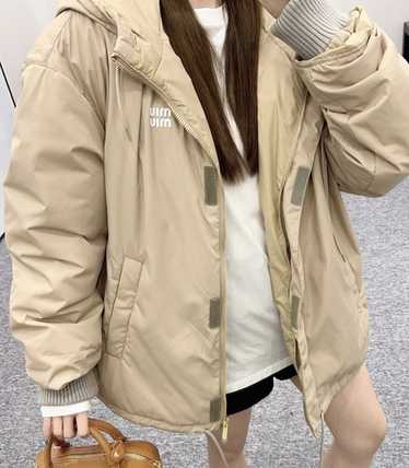 ダウンジャケット・コート MIU MIU DOWN JACKETS SABBIA Miu Miu logo-print Down Puffer Jacket | Neutrals | FARFETCH