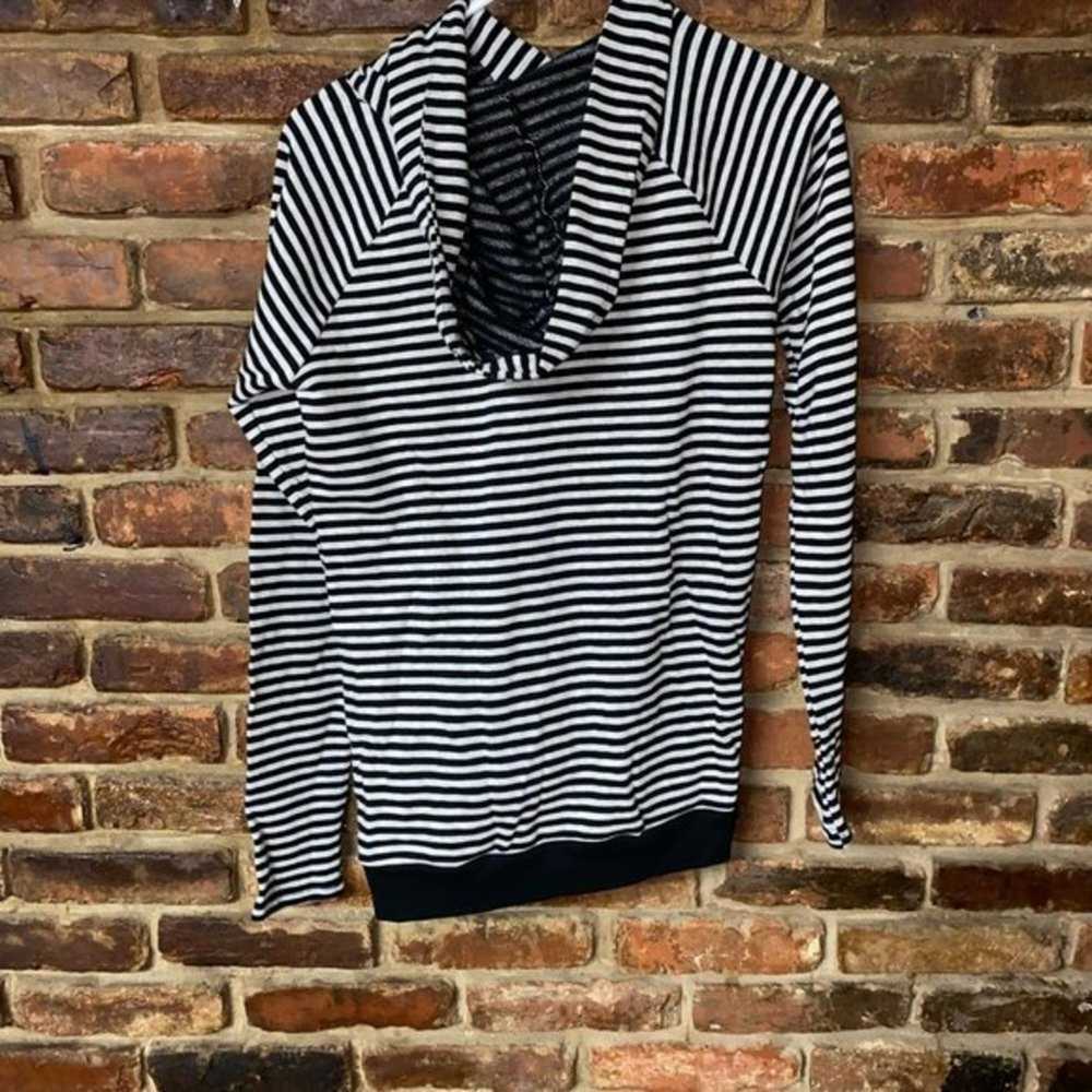 Cable & Gauge Black & White Striped 1/4 Zip Hoodi… - image 3