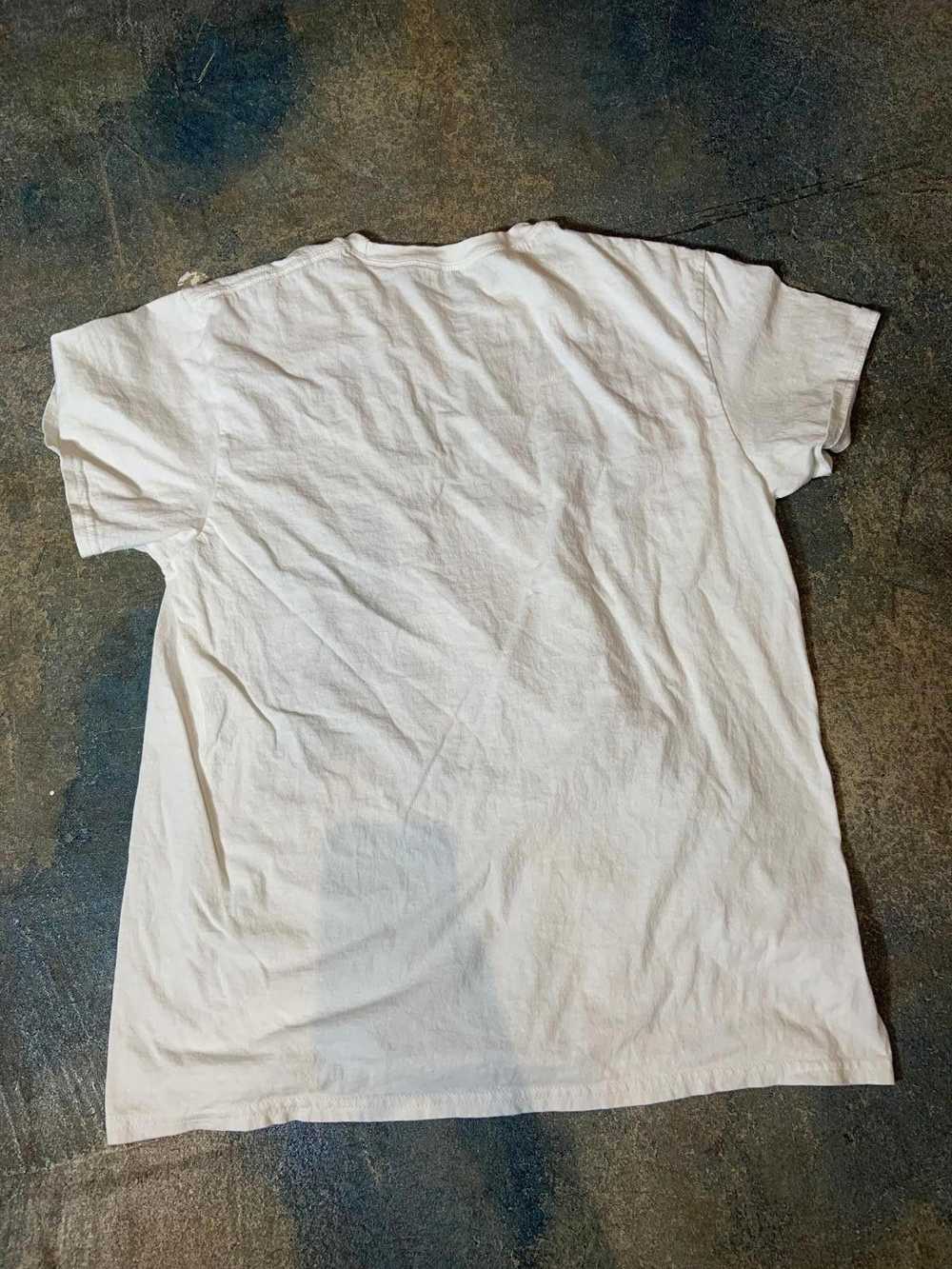 Designer Kings of Leon PreOwned Large Graphic Ban… - image 3