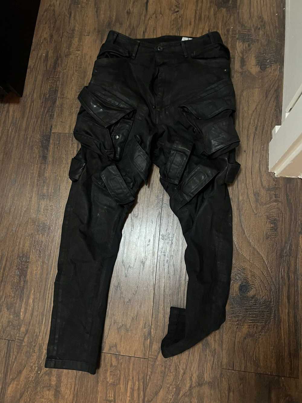 Julius Julius 7 Multiple Cargos pants - image 1