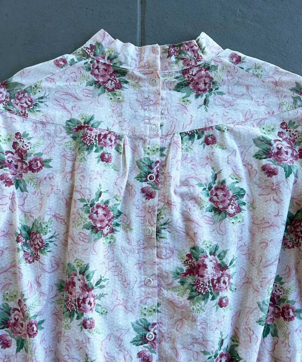 Vintage reproduction antique blouse . floral cali… - image 4