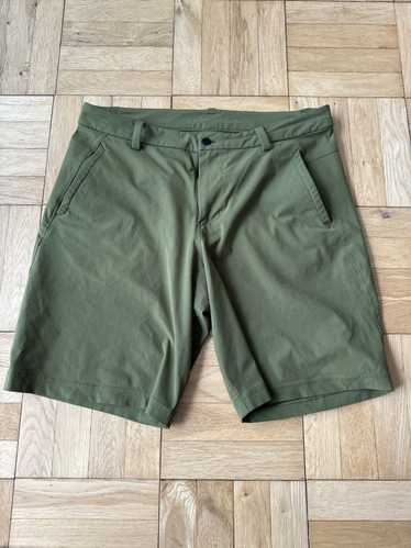 Lululemon Lululemon Golf Shorts Sz 36 Green