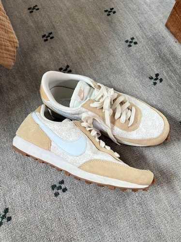 Nike Daybreak SE (9) | Used, Secondhand, Resell