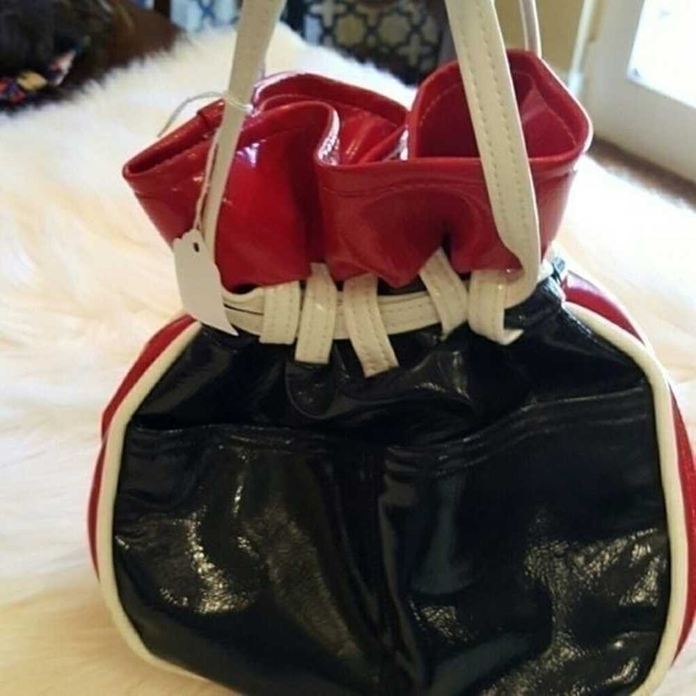 1970s BUCKET PATENT  BAG RED WHITE NAVY - image 2