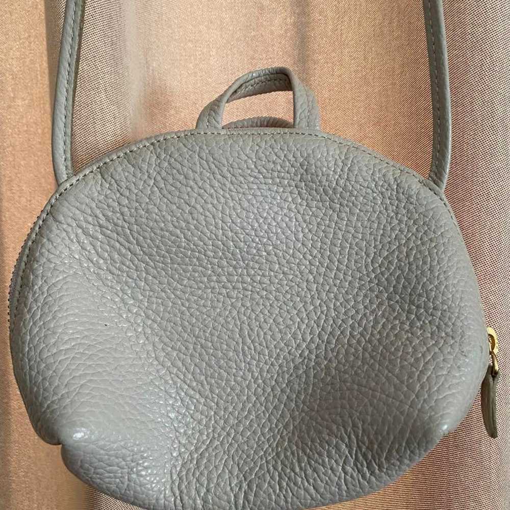 En Vouge Leather Round Shoulder Bag - image 2