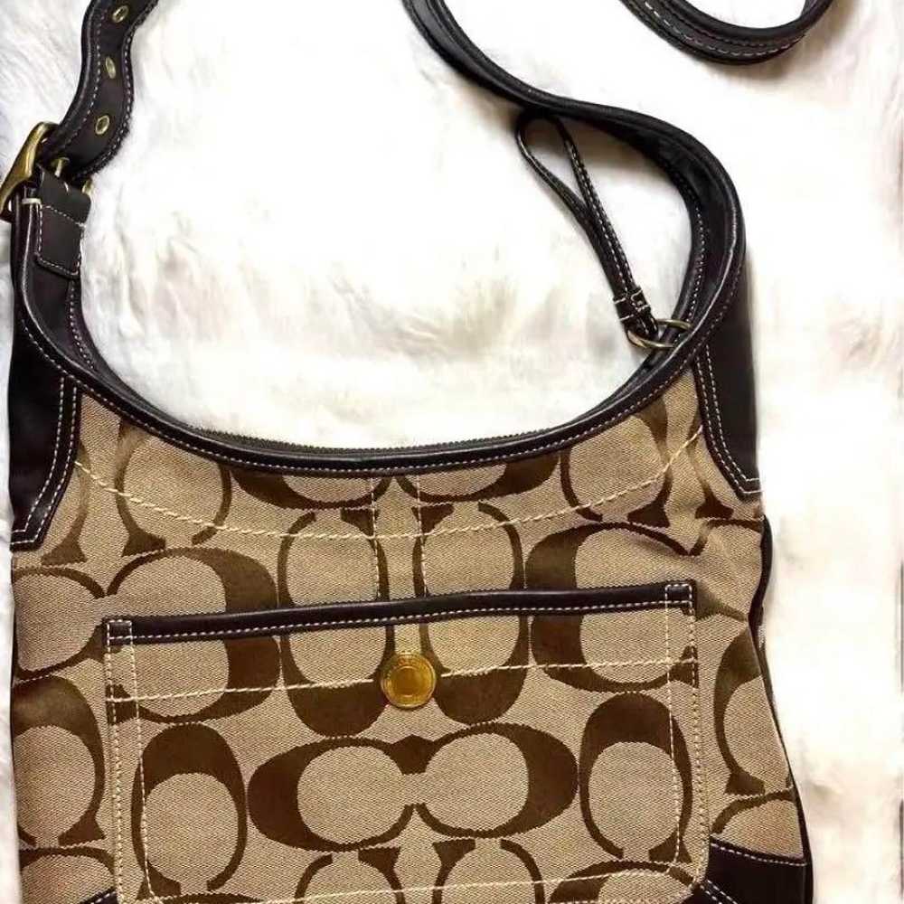 COACH shoulder bag in beige and brown canvas and … - image 1