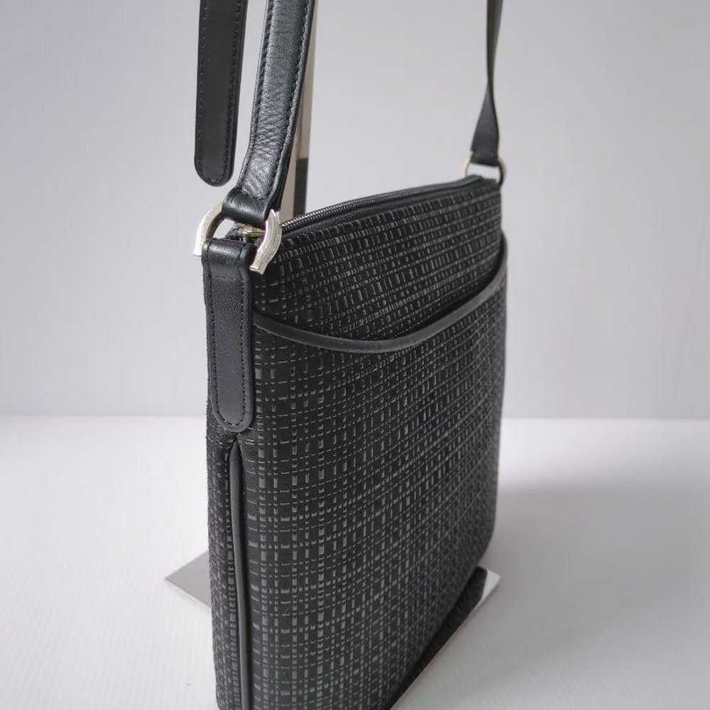 Inden-ya Shoulder Bag Black Deer Leather Embossed… - image 3