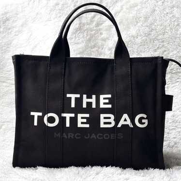 Excellent condition ✨ MARC JACOBS Traveler Tote B… - image 1