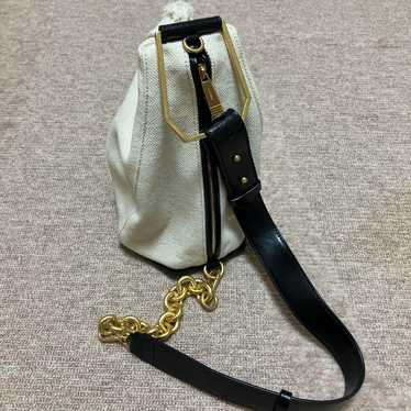 LOEUVRE Shoulder Bag - image 1