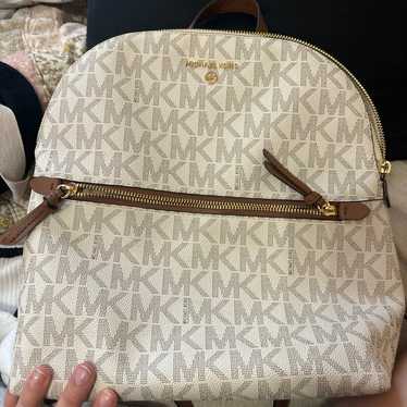 Michael Kors Dallas medium logo backpack - image 1