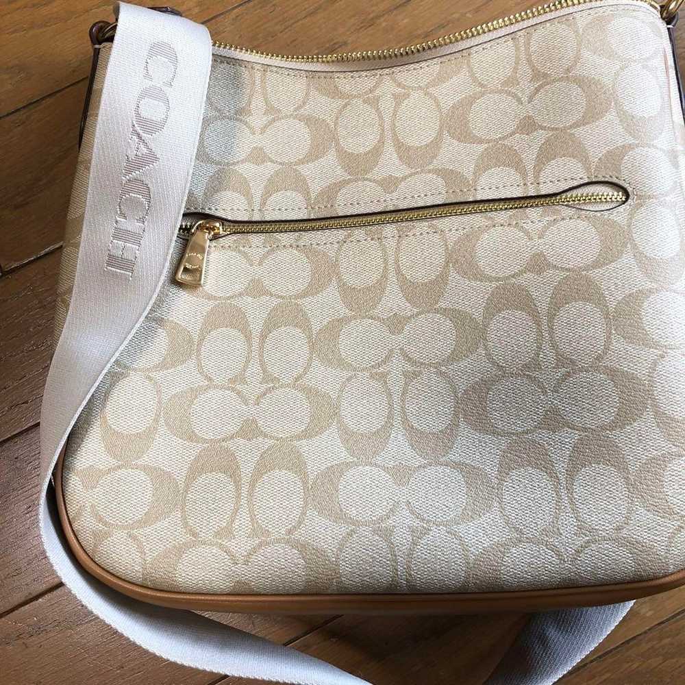 COACH Shoulder Bag - image 3