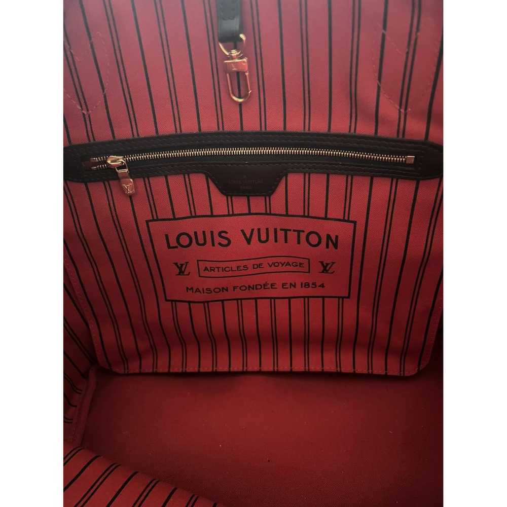 Louis Vuitton Neverfull leather tote - image 3