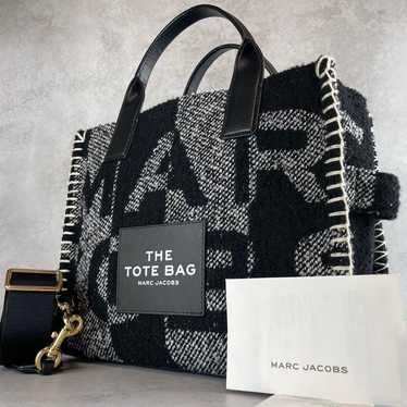 Excellent Condition Marc Jacobs Blanket Tote with… - image 1