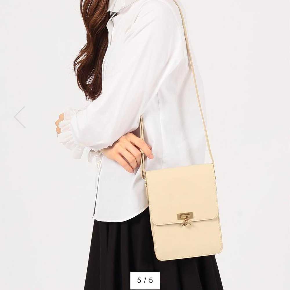 Agnes B Shoulder Bag Beige - image 7