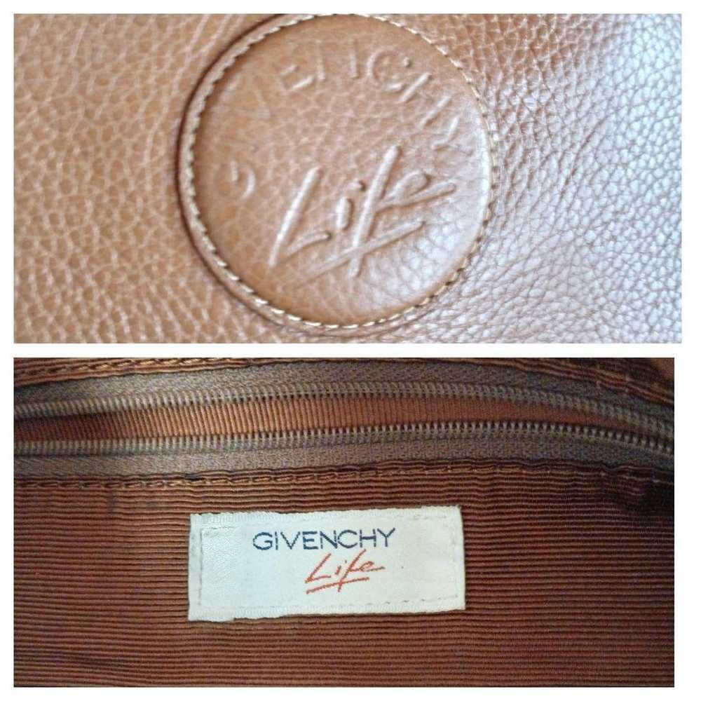 Vintage leather shoulder bag by Givenchy, a high-… - image 10