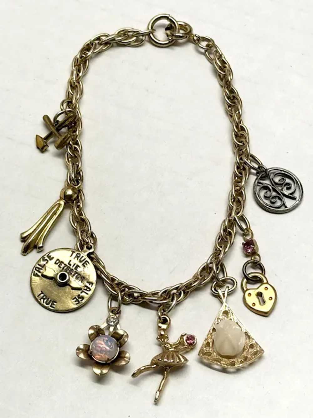 Vintage gold charm bracelet - image 4