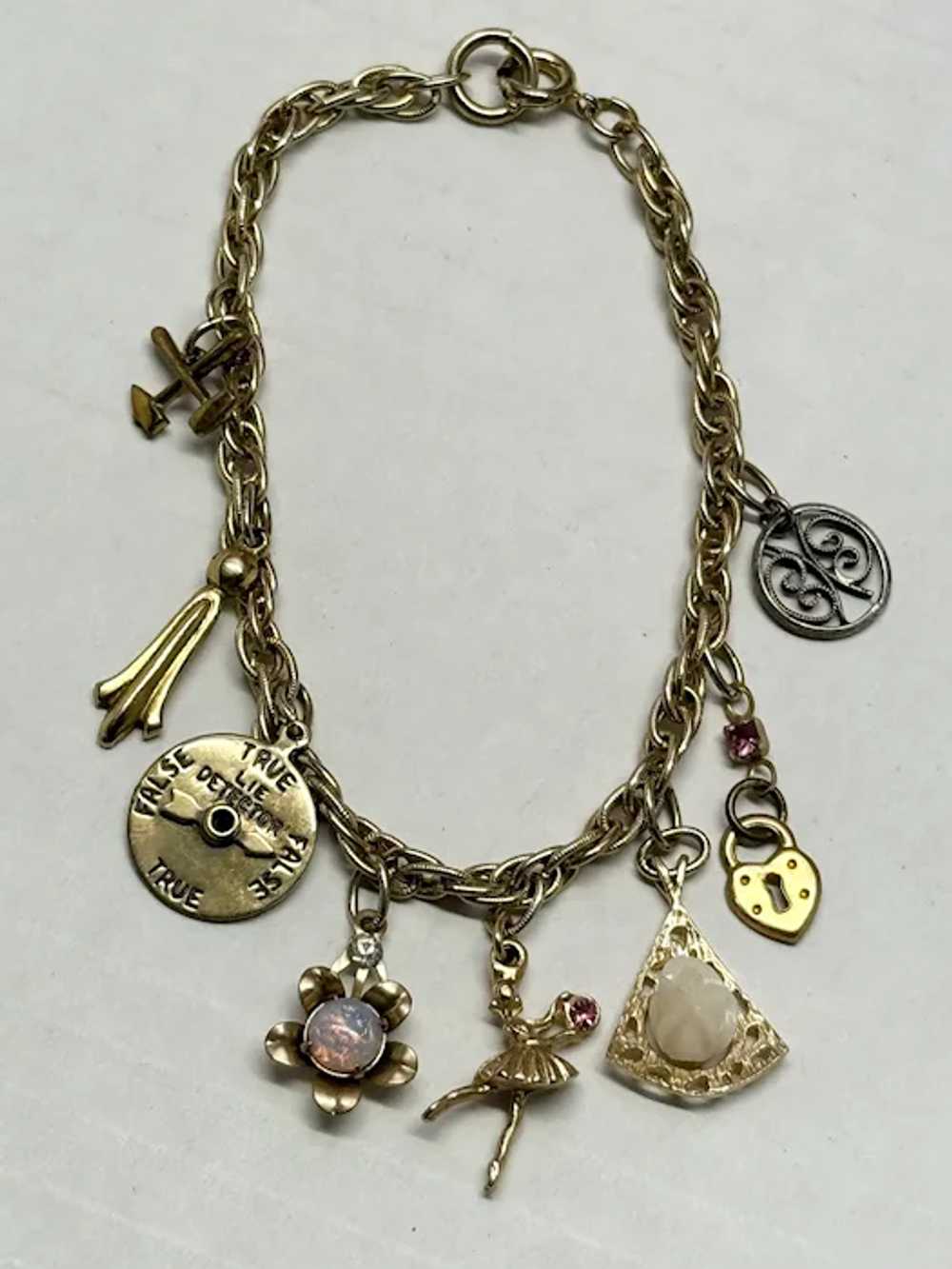 Vintage gold charm bracelet - image 6