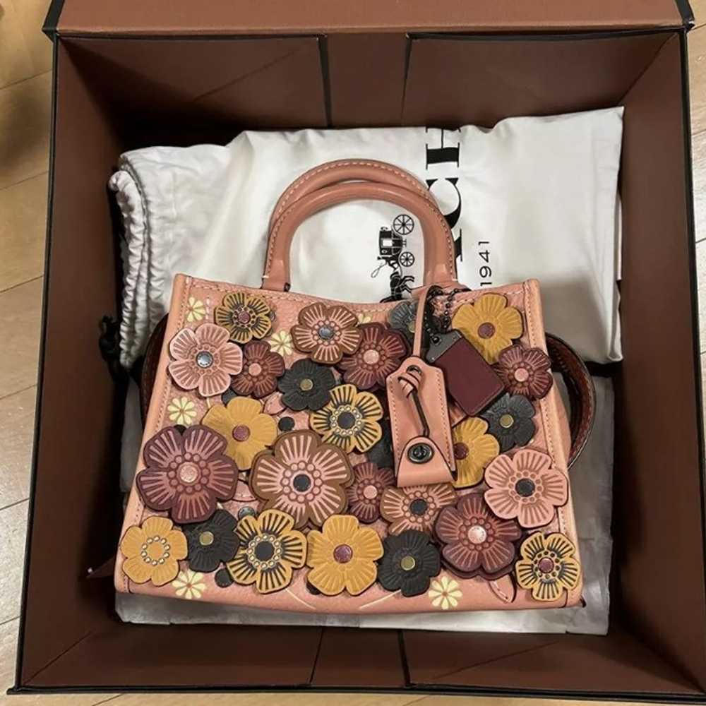 Coach Rogue 25 With Tea Rose Box - image 1