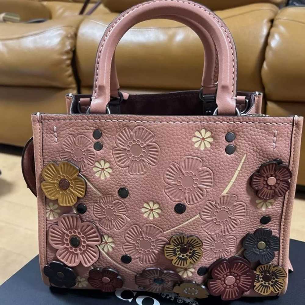 Coach Rogue 25 With Tea Rose Box - image 4