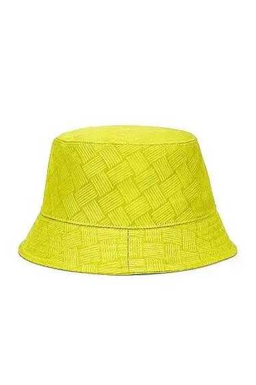 Bottega Veneta o1loc1c0424 Size: L 687344 Hat in Y