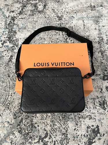 Louis Vuitton Louis Vuitton Duo Messenger Bag