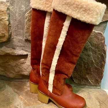 Vintage women’s girls winter boots size 5 1/2 brow