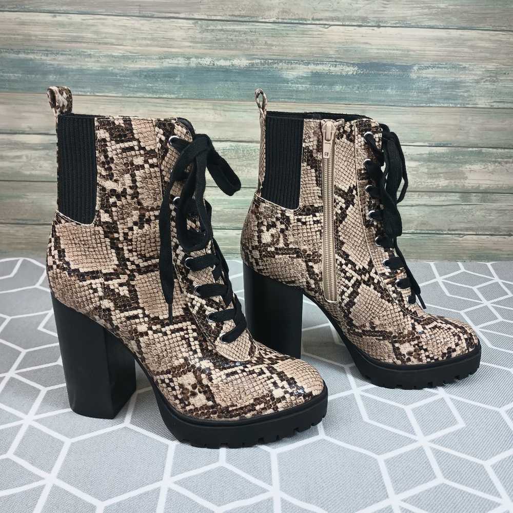 Steve Madden Boots Size 7 1/2 snake skin Animal p… - image 1