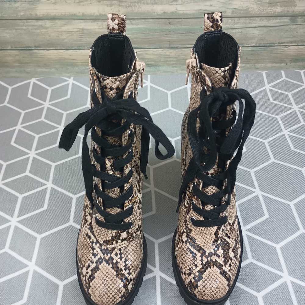 Steve Madden Boots Size 7 1/2 snake skin Animal p… - image 7