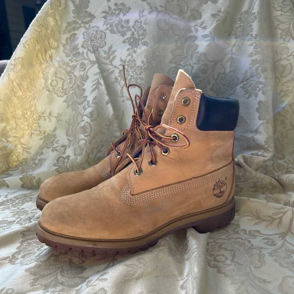 Womens Timberland work boots - image 1