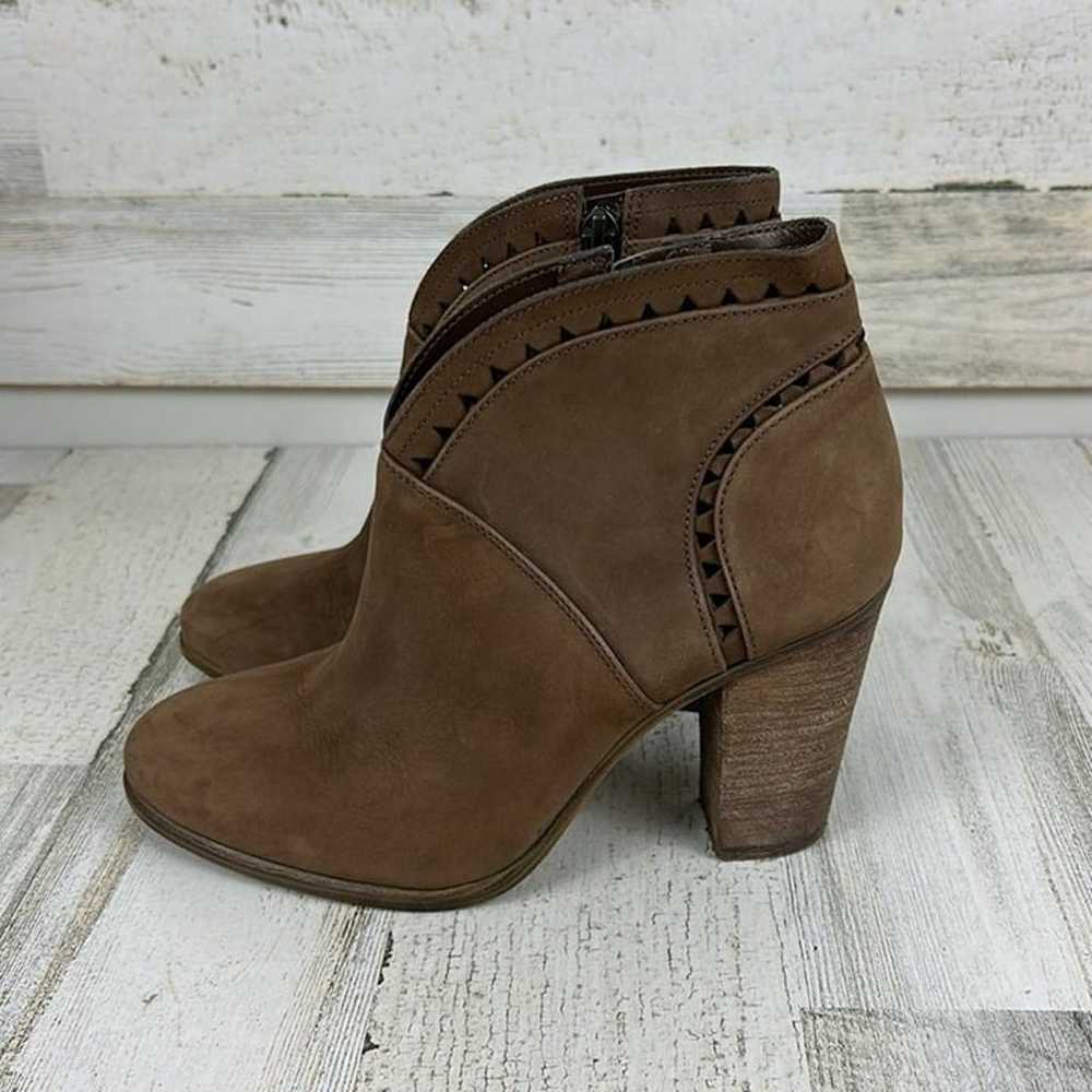 Vince Camuto womens sz 5.5 brown suede diamond cu… - image 4