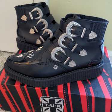 tuk creepers