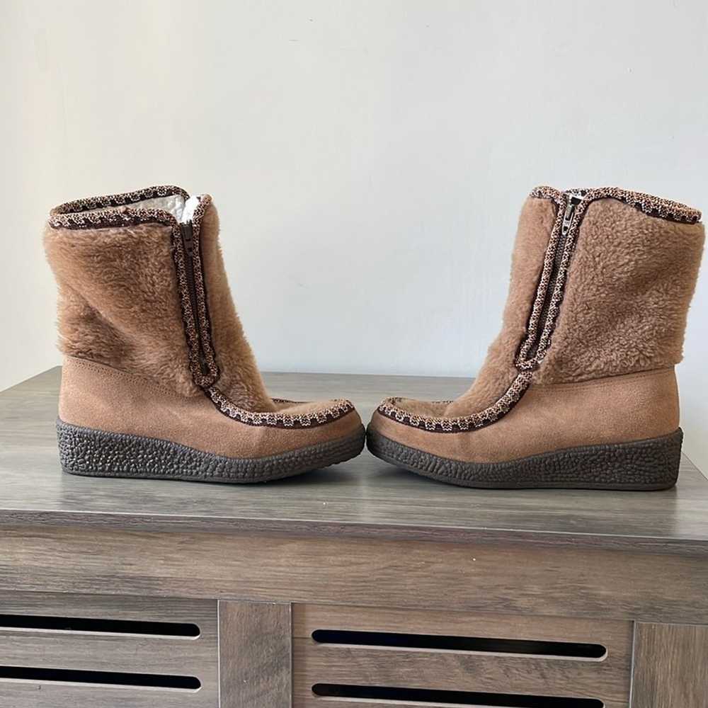 Vintage Yodelers brown suede & fleece wedge boots… - image 4