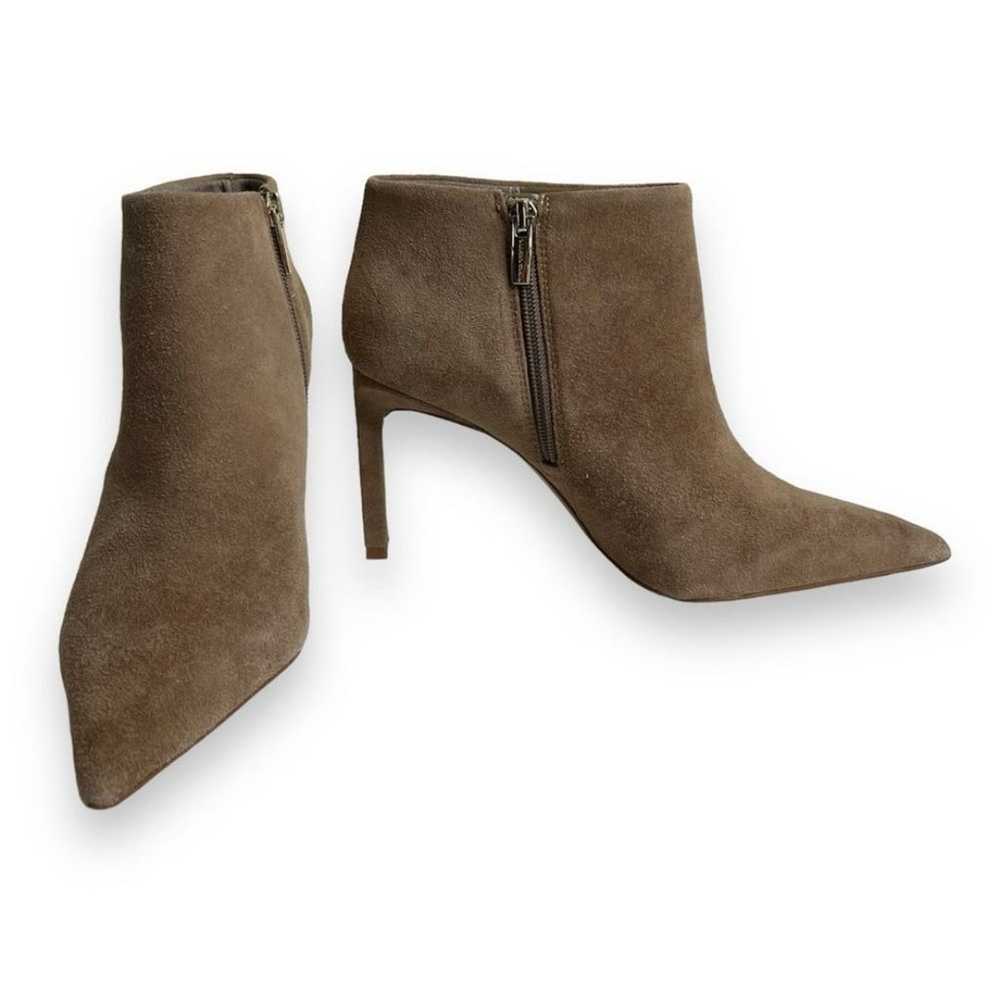 Vince Camuto Saston Bootie Taupe Suede Leather Po… - image 2