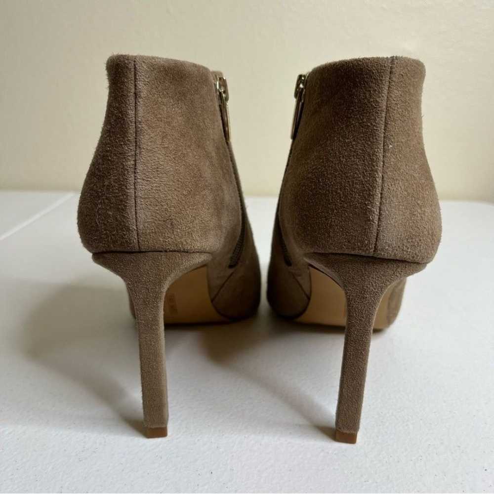 Vince Camuto Saston Bootie Taupe Suede Leather Po… - image 4