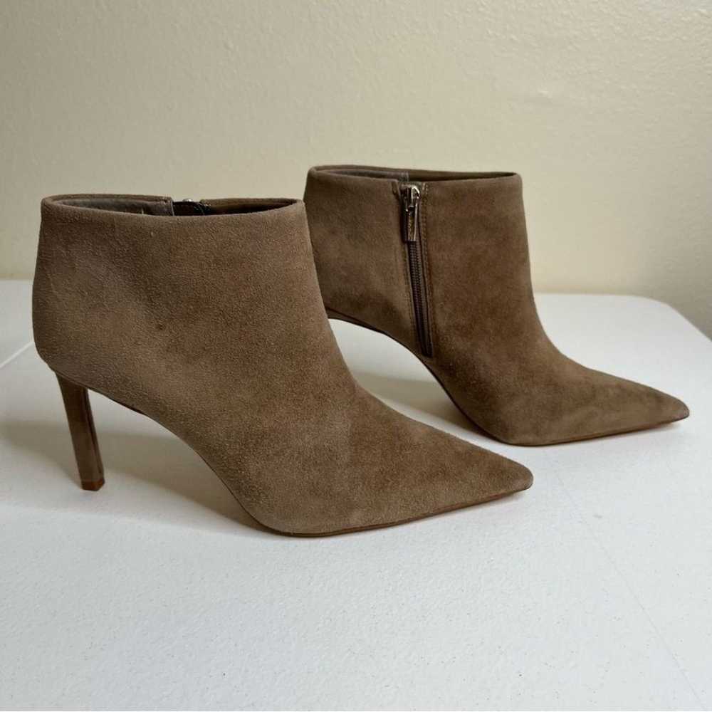 Vince Camuto Saston Bootie Taupe Suede Leather Po… - image 5