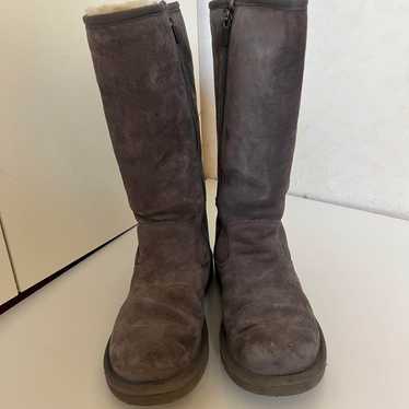 UGG sheepskin boots, grey, long boots.