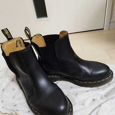 Dr. Martens Chelsea Boots