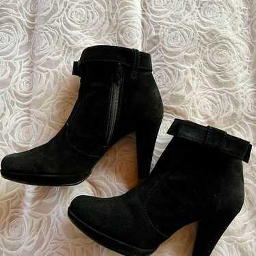 JILLSTUART black suede booties.