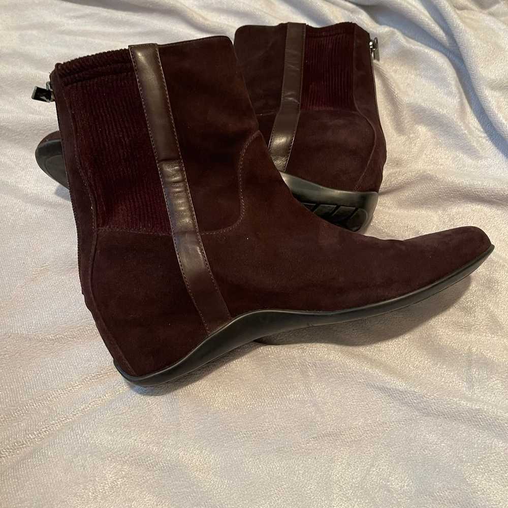 Gorgeous Aquatalia chocolate suede and leather hi… - image 11