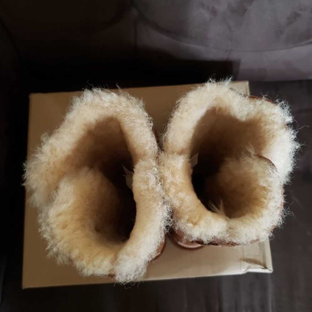 UGG Boots size 5 - image 3