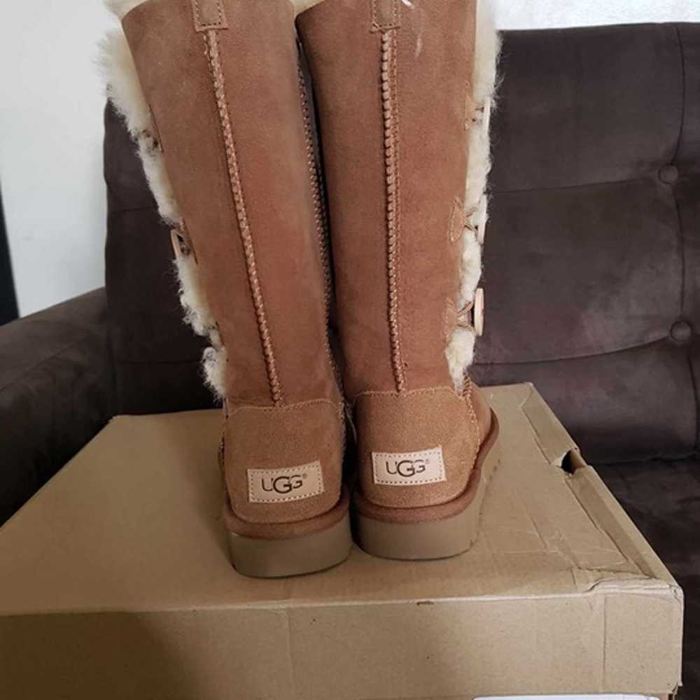 UGG Boots size 5 - image 4