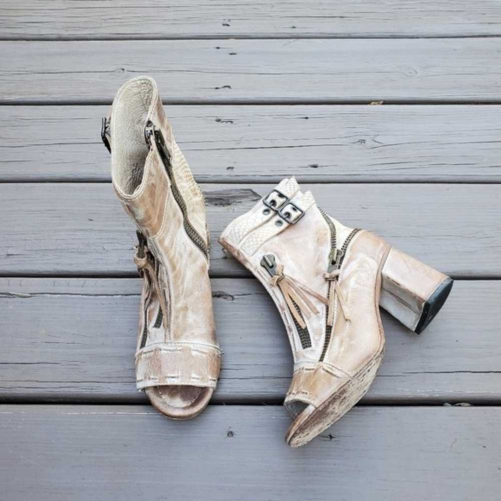 Freebird Zombi Taupe Tan Leather Distressed Buckl… - image 2